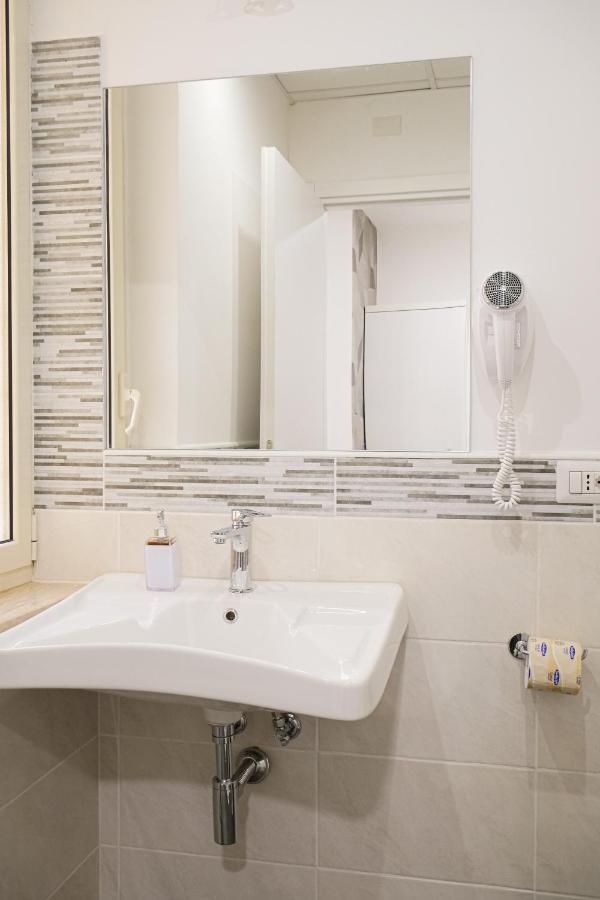 Hotel Terrazza Magenta Рим Екстериор снимка