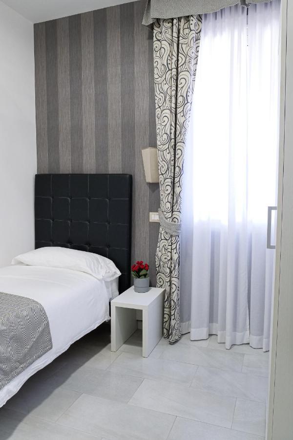 Hotel Terrazza Magenta Рим Екстериор снимка